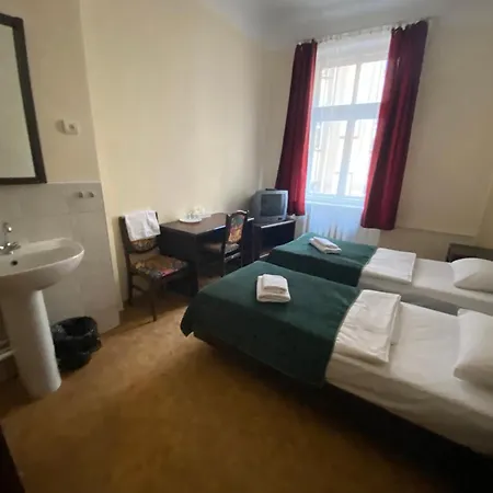 Hostel Viktorija With Private Rooms-2